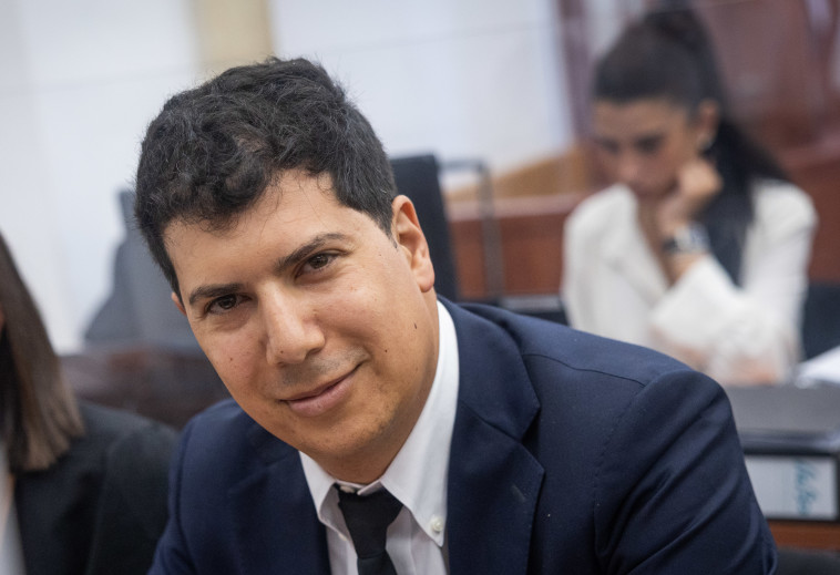 עו''ד עמית חדד בדיון בתיק 1000