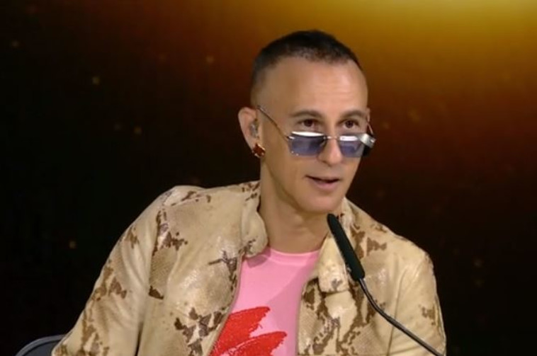 הלוק החדש של אסף אמדורסקי