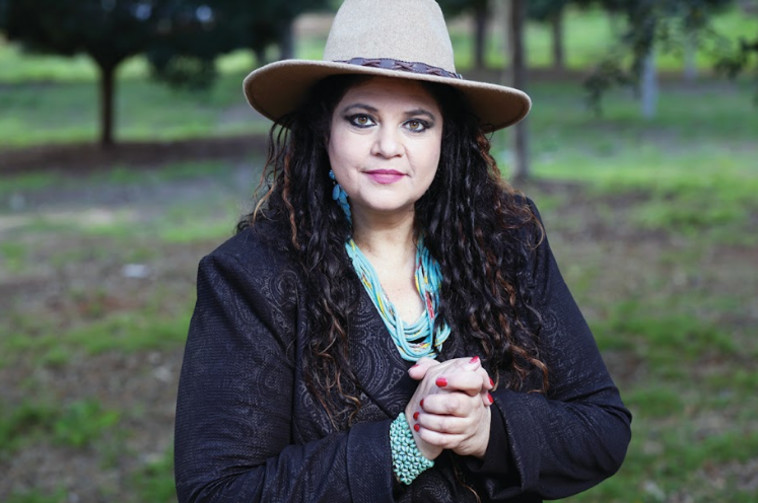 דפנה ארמוני