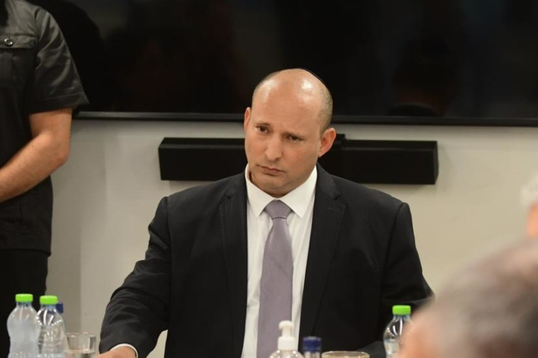 נפתלי בנט מעיד בוועדת החקירה לאסון צפית