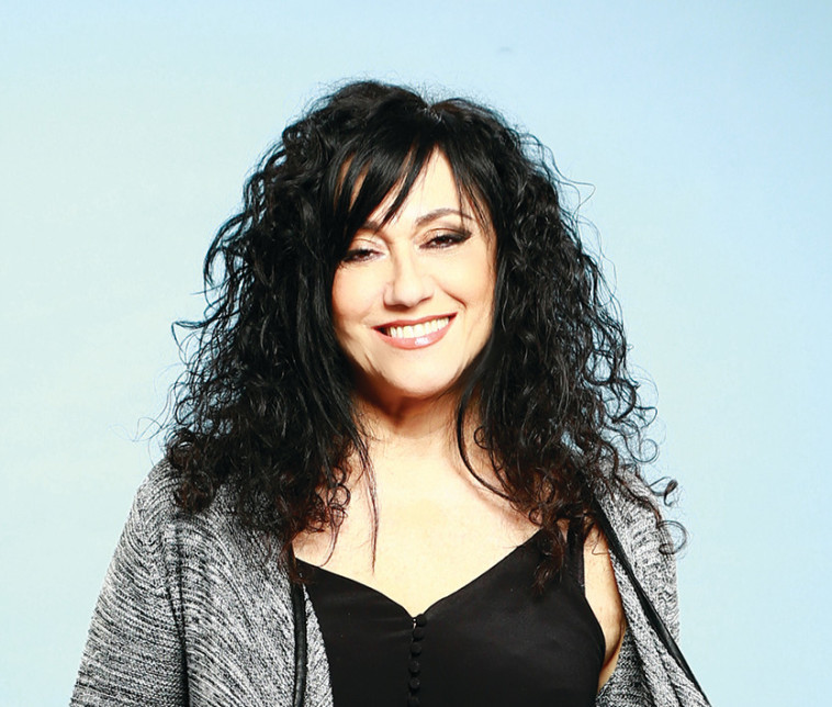 שלומית אהרון