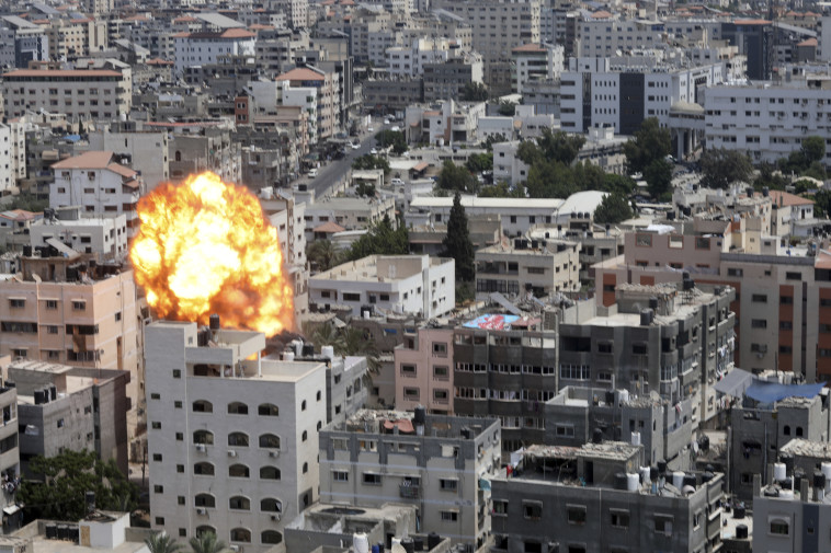 תקיפת צה''ל בעזה, מבצע ''עלות השחר''