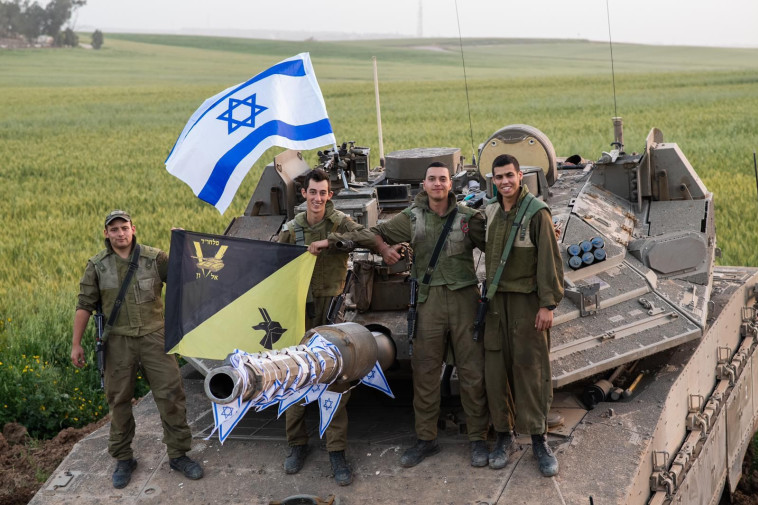 החיילים בגדוד 82, חטיבה 7