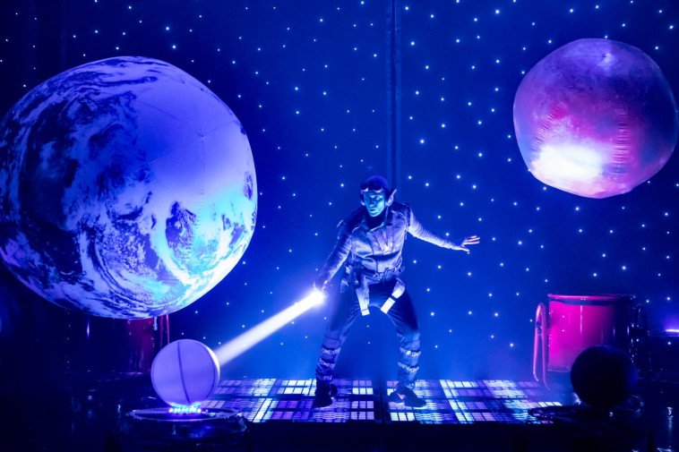 מתוך המופע ''ונטו''