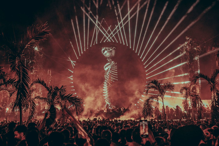 מגיעים מטולום שבמקסיקו