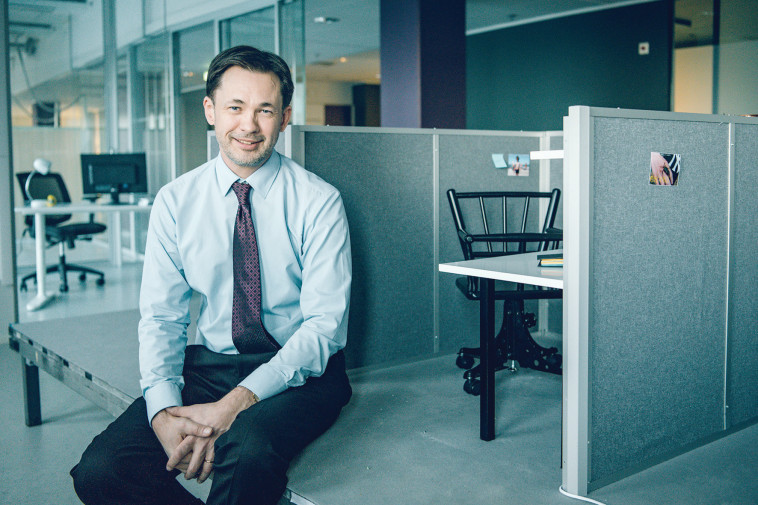 ''העבוד המרוצה''