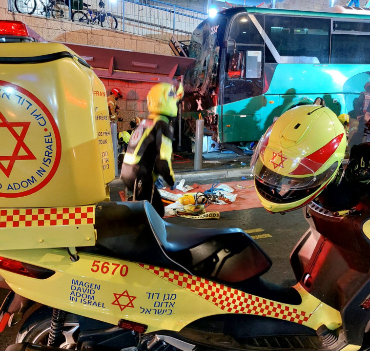 זירת התאונה הקשה בירושלים
