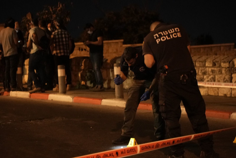 זירת הפיגוע בירושלים (צילום: דוברות המשטרה)