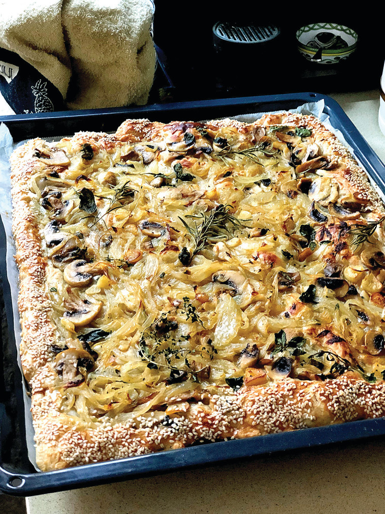 פאי פטריות ובצל