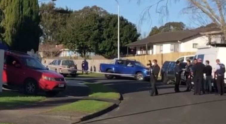 הזדעזעו לגלות חלקי גופות בפנים