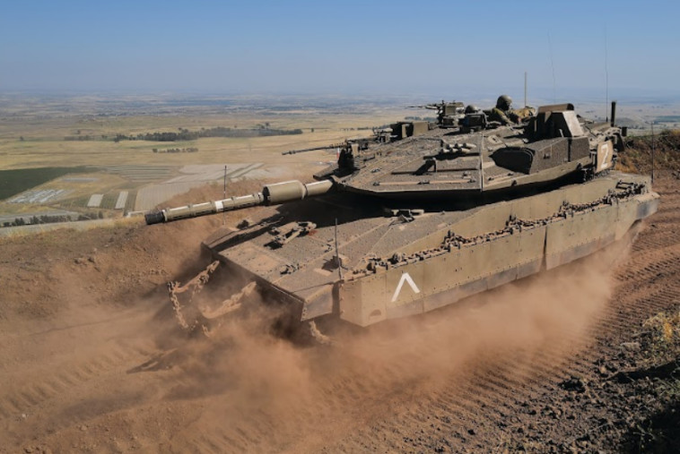 טנק ישראלי (צילום: מיכאל גלעדי, פלאש 90)