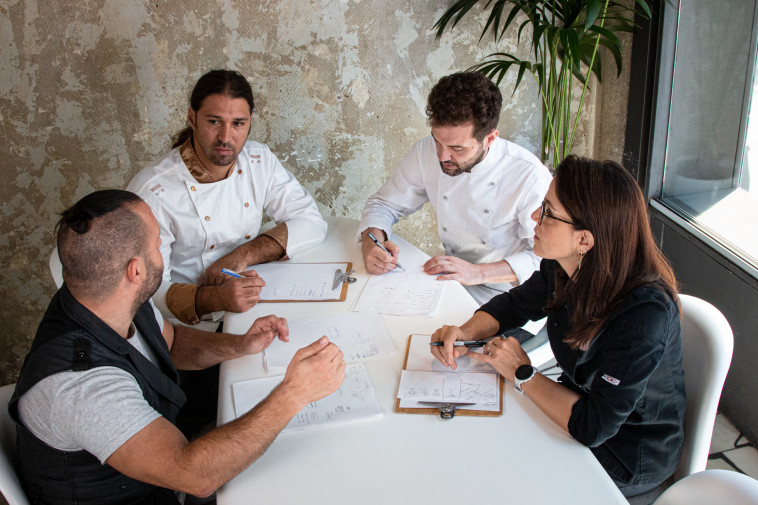 שפית קונדיטורית נורית ציטאיאת, שף אוליבר פניה, שף אור גינסבורג ומיקסולוג מארק אלוורז