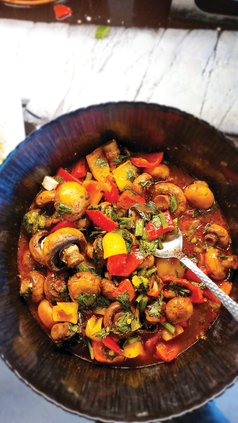 סלט פטריות, מלון לאונדרו 