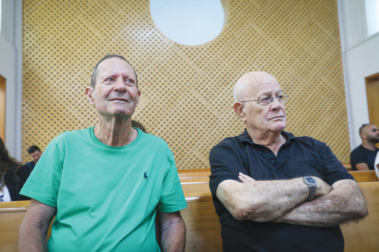יוסי לנגוצקי ויואב דייגי בבית המשפט