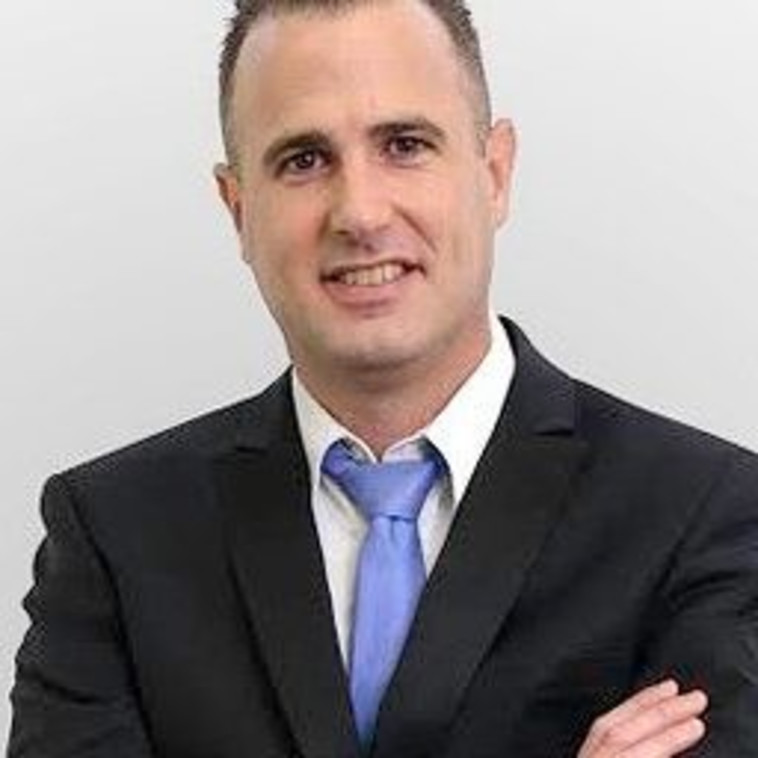 עורך הדין ניר יסלוביץ