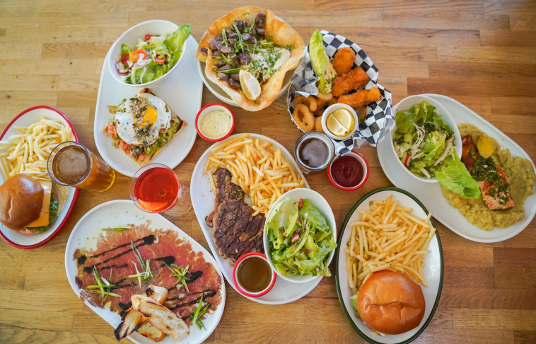 ביסטרו ג'ורג' אנד בראדרס&nbsp;