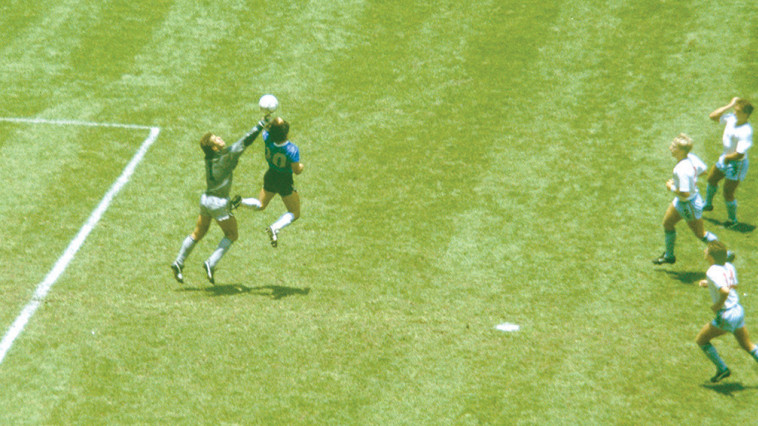 שער ''יד האלוהים'' של מרדונה