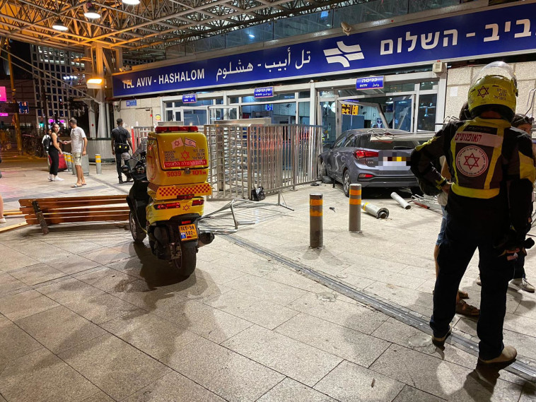 זירת האירוע בתחנת רכבת השלום