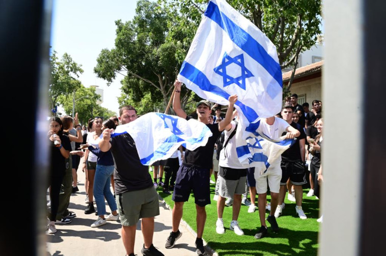 תלמידי בית ספר בליך תומכים בבן גביר
