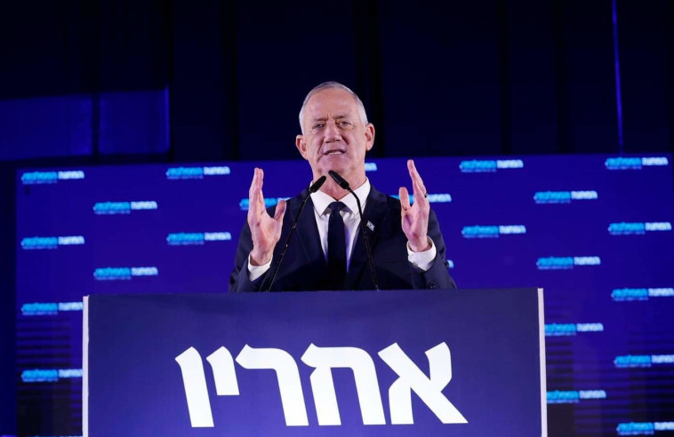 יו''ר המחנה הממלכתי ושר הביטחון בני גנץ