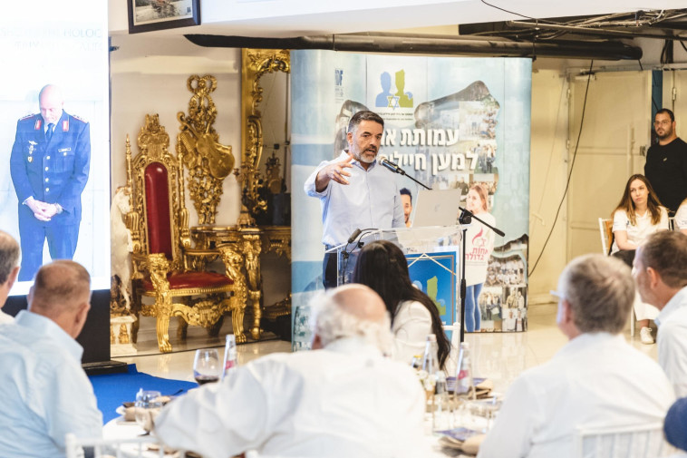 עמיקם נורקין&nbsp;