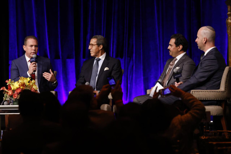 פאנל השגרירים: ארדן לצד נציגי בחריין ומרוקו