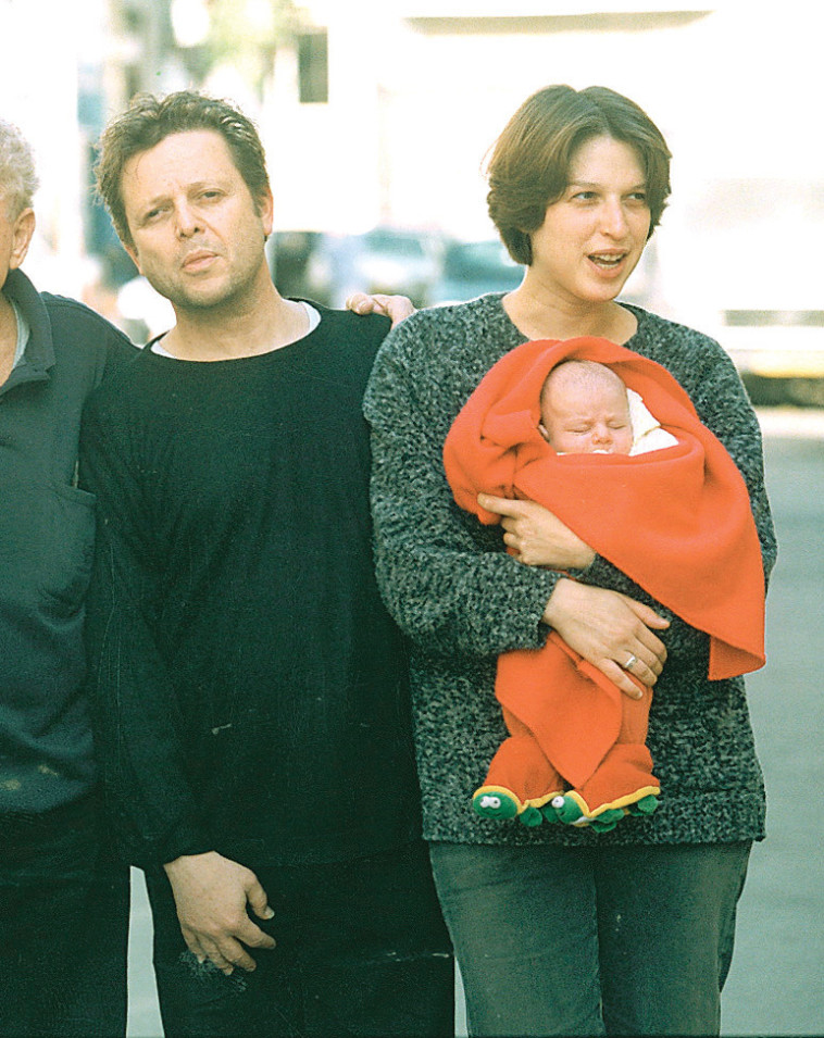 מיקה קרני, מיקי שביב 