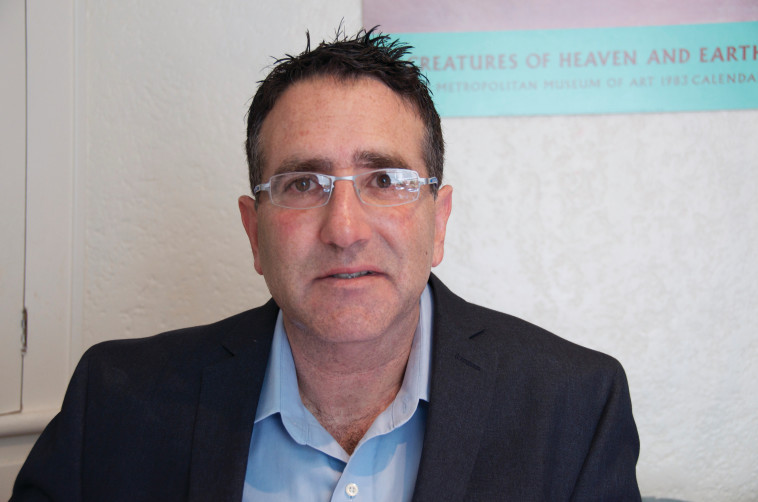 פרופ' גורדון לייפר