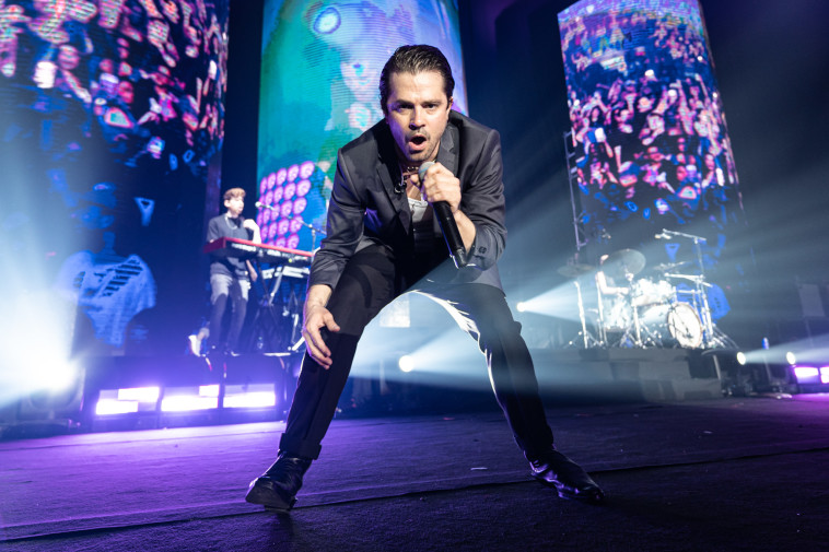 מופע לוקורה