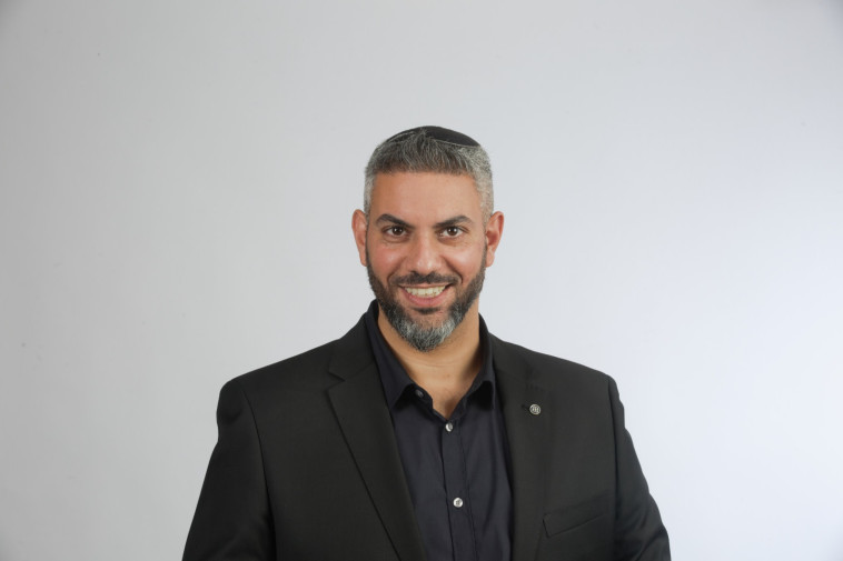 עורך הדין אמיר ברכה