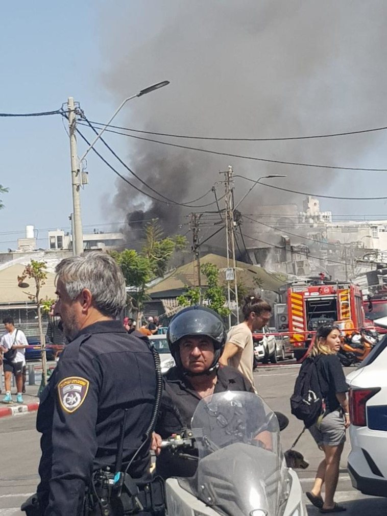 השריפה בשוק הכרמל בתל אביב (צילום: ללא קרדיט)