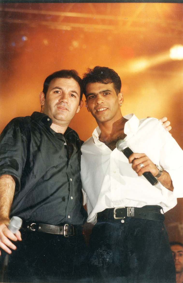 אייל גולן, אתניקס