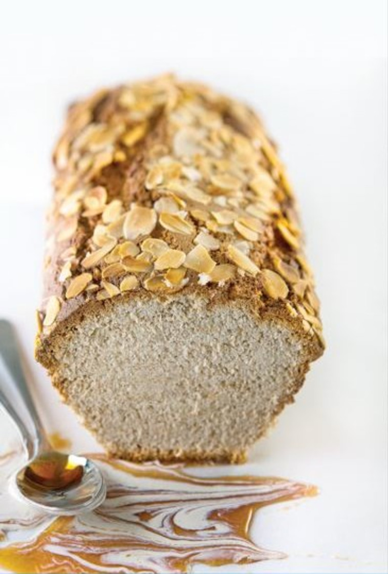 עוגת טחינה וסילאן