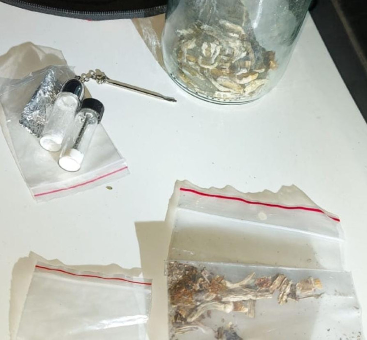 תיעוד ממסיבת הטבע הבלתי חוקית שפוזרה סמוך ליישוב מגדל 