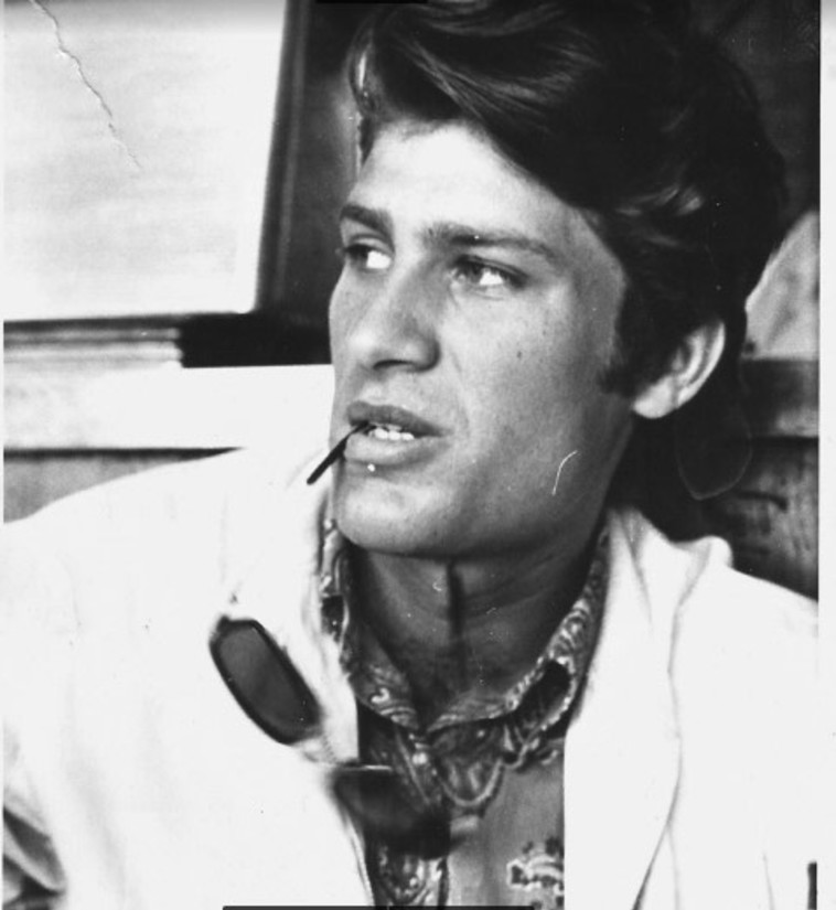 מייק ברנט בקליפורניה