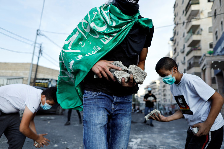 עימותים ביהודה ושומרון (צילום: REUTERS/Ammar Awad)