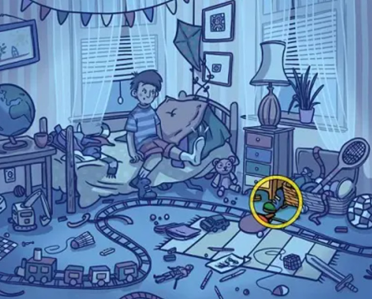 בין שידת המגירות לארגז הצעצועים