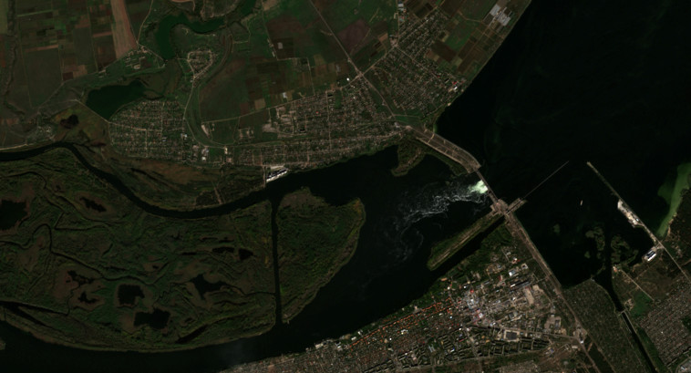 סכר קוחובה  (צילום: European Union/ Copernicus Sentinel-2 L2A/Handout via REUTERS )