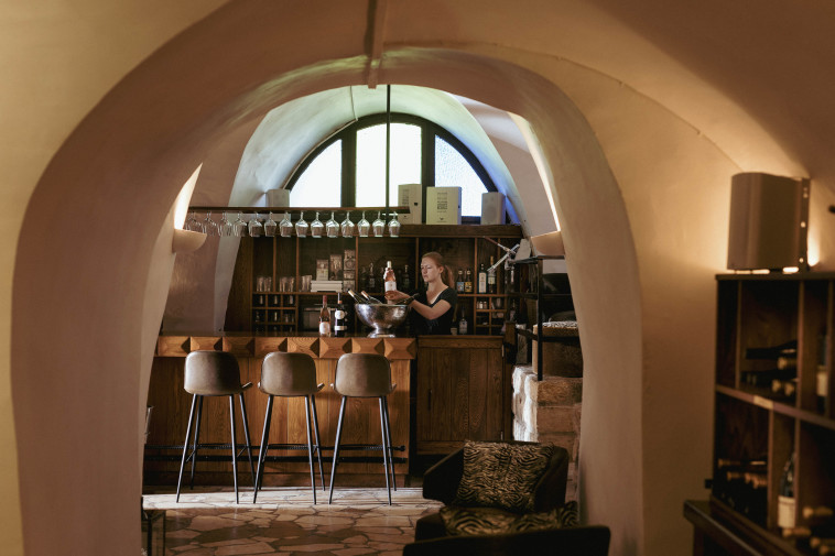 מוזה יין בר