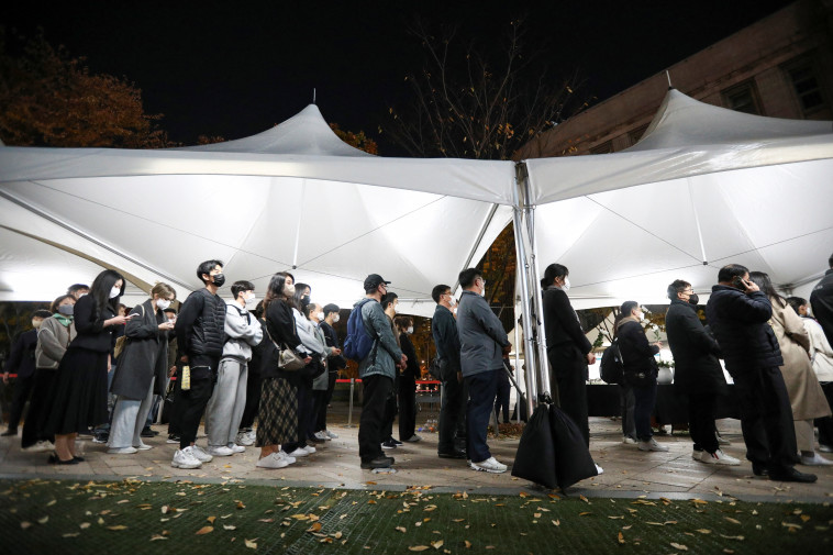 אסון במהלך חגיגות ליל כל הקדושים בקוריאה הדרומית (צילום: REUTERS/Heo ran)