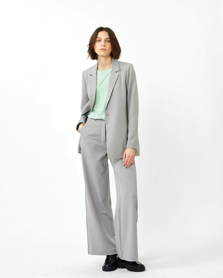 מינימום לסטורי חורף 22-23 מחיר ג'קט 500 שח