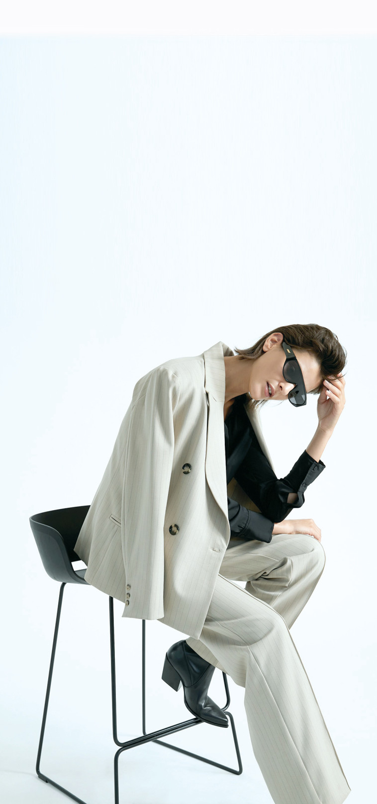 מחיר ז'קט 790 שח מחיר מכנסיים 500 שח 