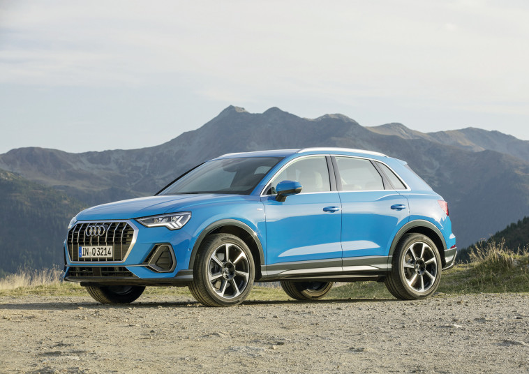 אאודי Q3