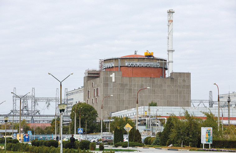 תחנת הכוח הגרעינית זפוריז'ה באוקראינה (צילום: רויטרס)