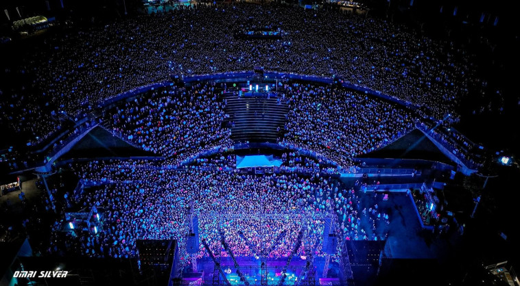 ''Onerepublic'' בהופעה בישראל