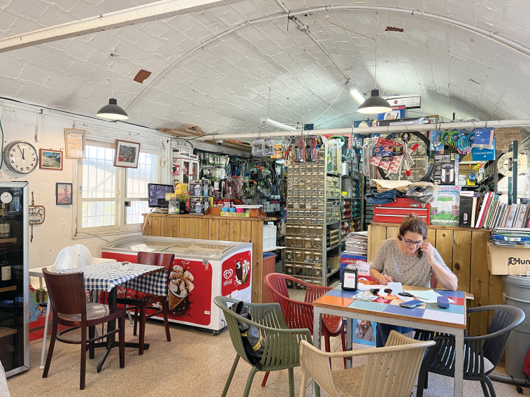 חנותא – בית קפה וטמבורייה (צילום: מיטל שרעבי,מקס מורון)