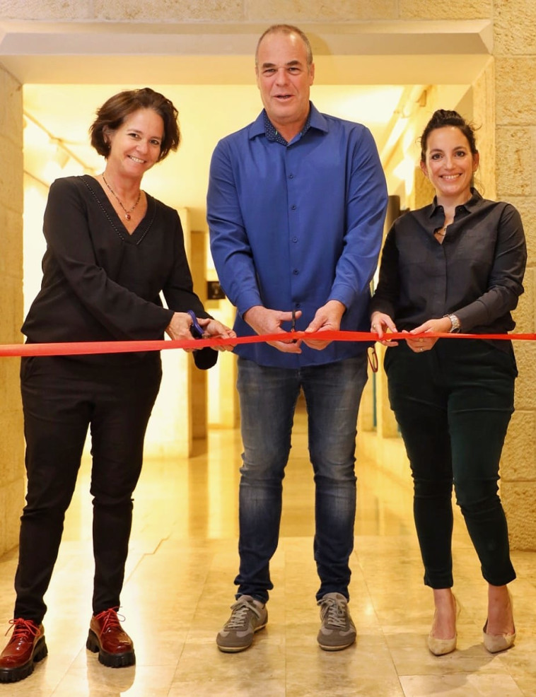 כ''לית המועצה מיה ונטורה, ראש המועצה עידן גרינבאום ומנכ''לית בית גבריאל איה רוזן