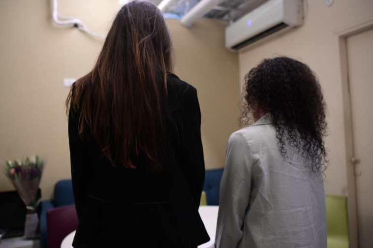 נ' וט', המתלוננות נגד אייל גולן בפרשת 'משחקי חברה'