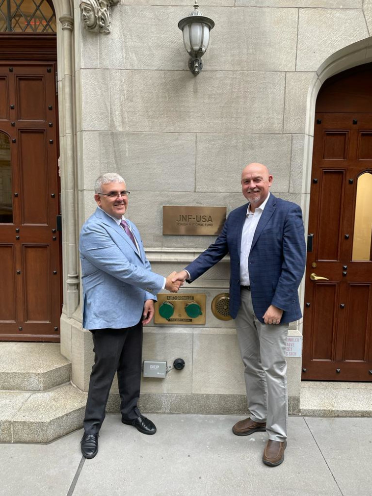 דימי אפרצב (מימין) ושמעון כהן