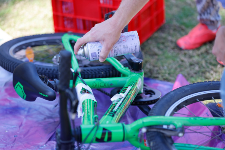 סדנת תיקון אופניים של פנימית ודיזנגוף סנטר